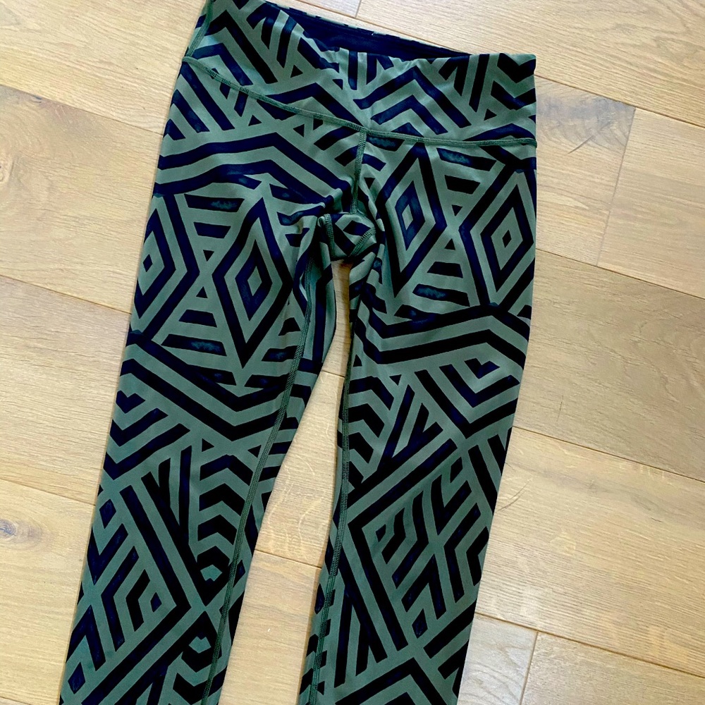Lulu lemon Capri leggings